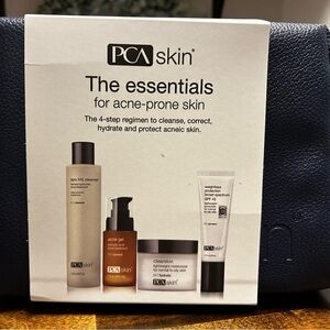 PCA Skin Essentials Kit for Acne-Prone Skin - Black and White